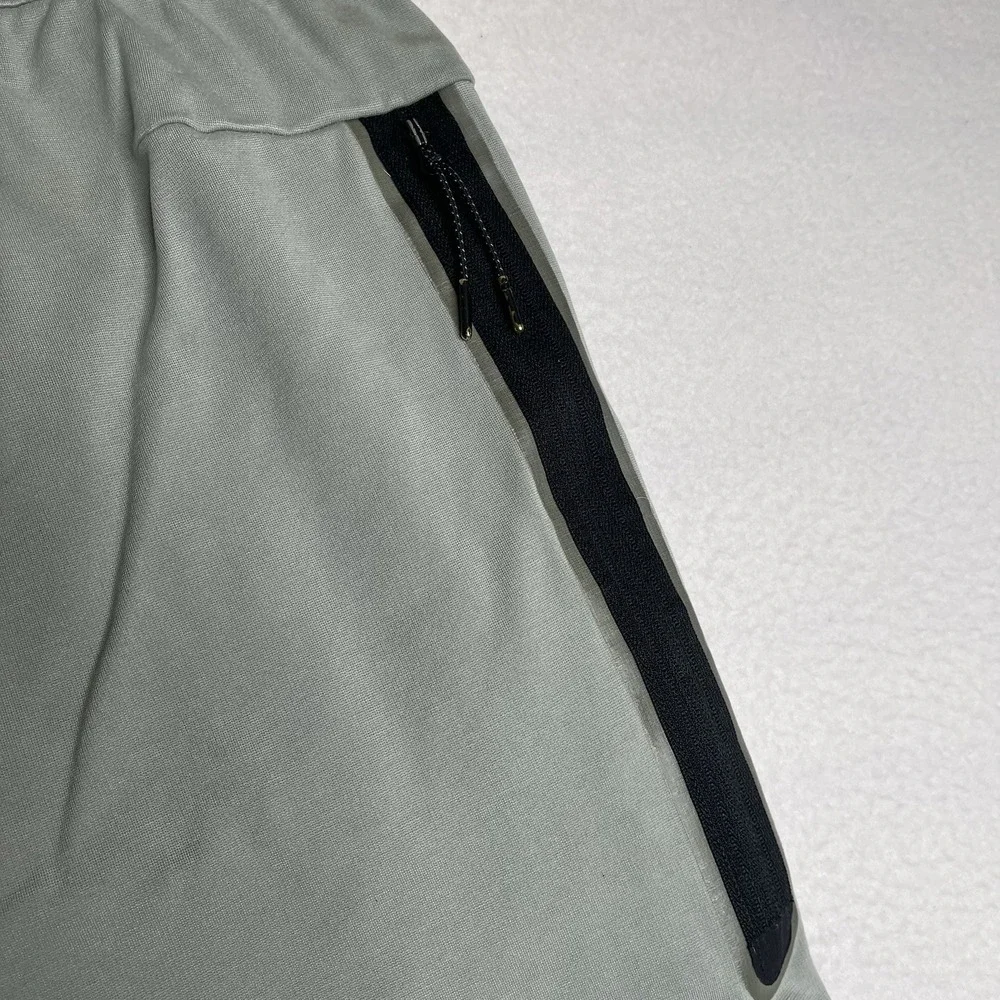 Nike Sportswear Tech Fleece Lightweight Shorts Mens XXL Green 5